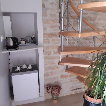 Bed and Breakfast 10 Cote Cour Chaux  Exteriér fotografie