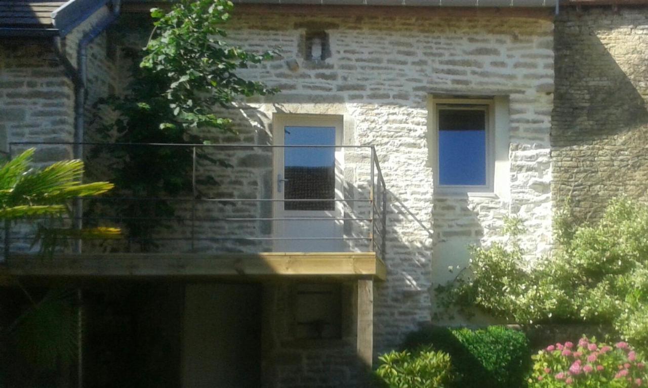 Bed and Breakfast 10 Cote Cour Chaux  Exteriér fotografie