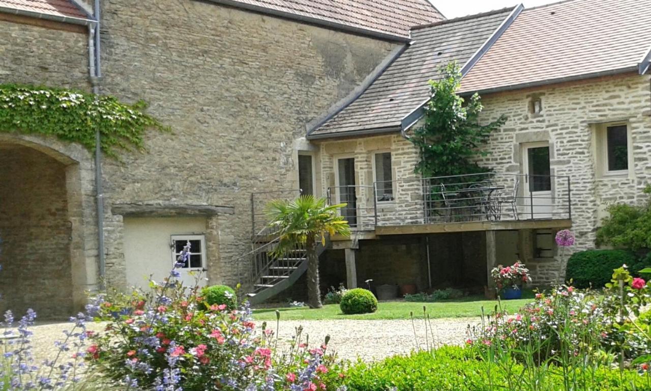 Bed and Breakfast 10 Cote Cour Chaux  Exteriér fotografie
