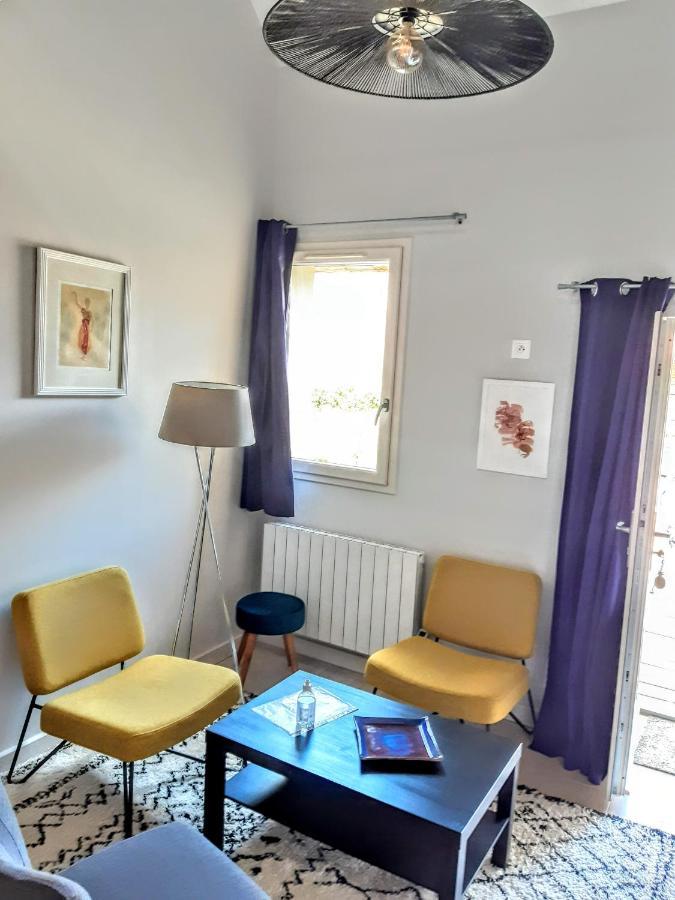 Bed and Breakfast 10 Cote Cour Chaux  Exteriér fotografie